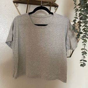 EUC lululemon cropped tee